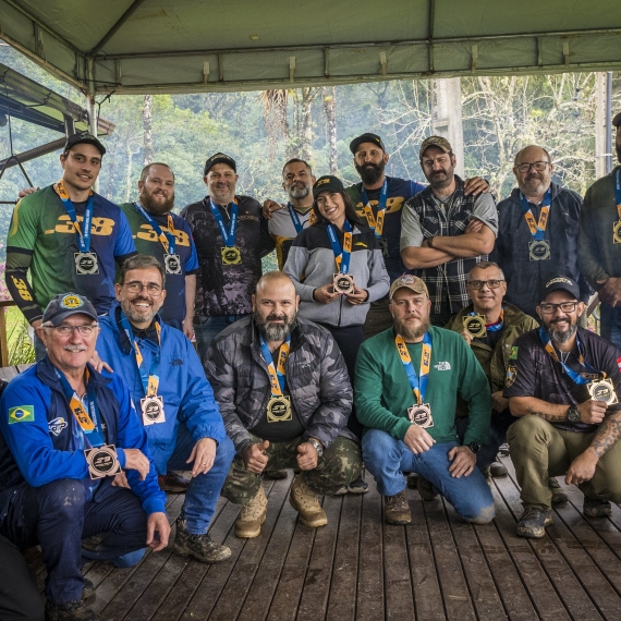 Combat Clube e Escola de Caça e Tiro Esportivo - 1ª Etapa da Copa COMBAT de  IPSC dia 27/03/21 Local: Clube de Tiro Antônio Boeing  (@clubedetiroantonioboeing) IPSC é uma sigla que significa